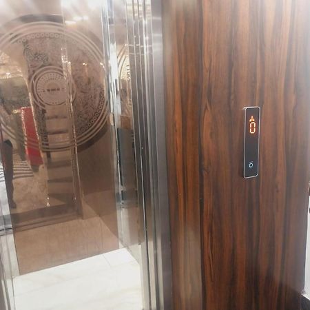 Hotel Rovers Inn Amritszár Kültér fotó