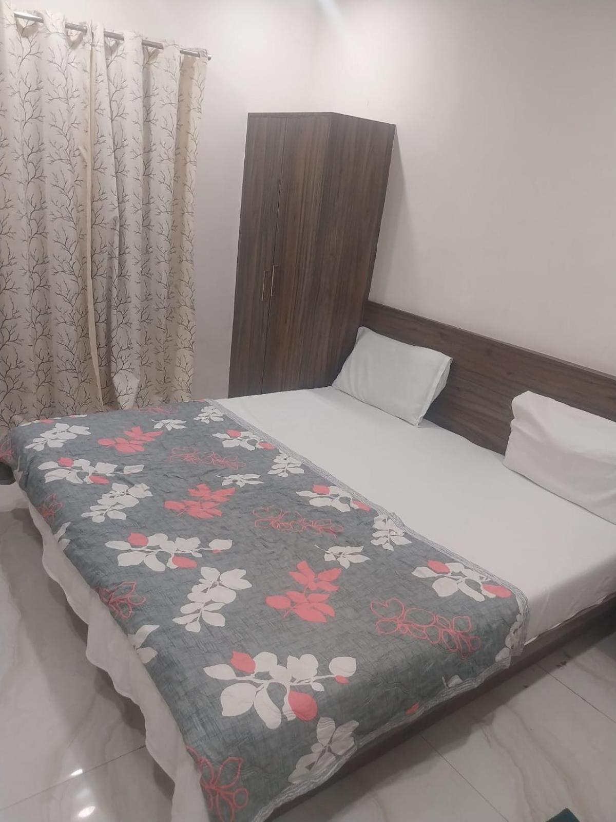 Hotel Rovers Inn Amritszár Kültér fotó