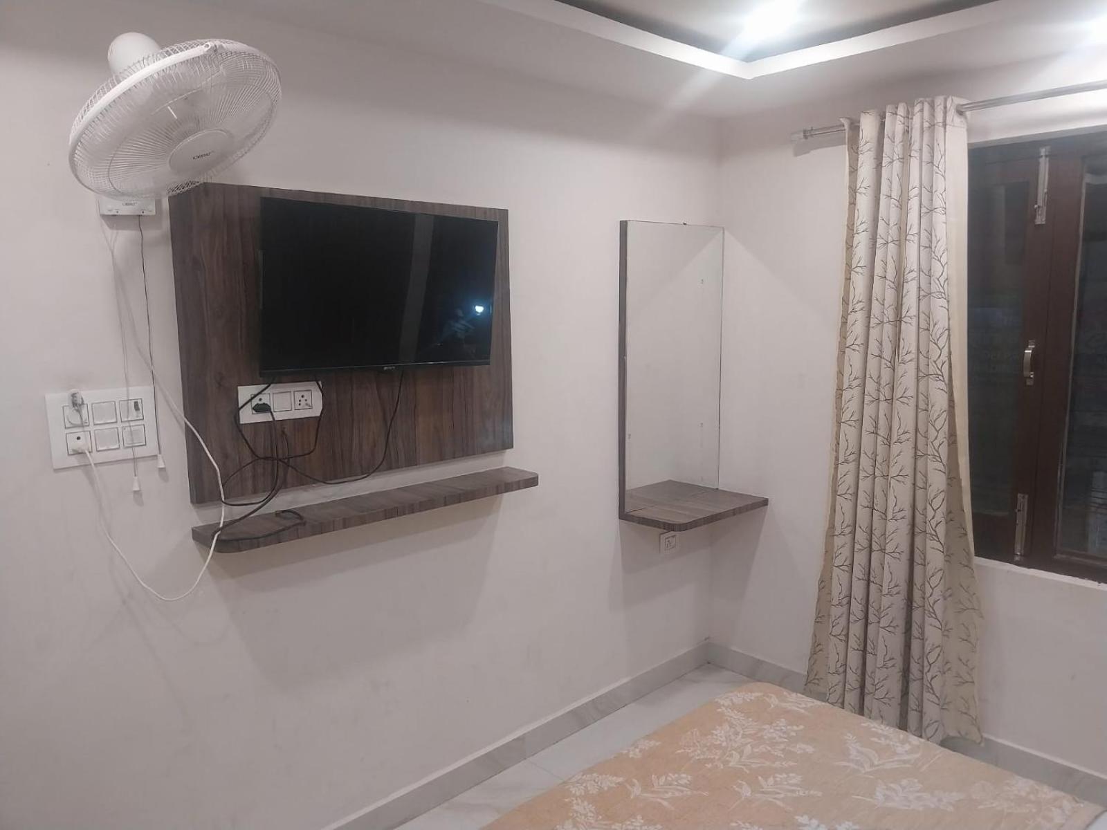 Hotel Rovers Inn Amritszár Kültér fotó